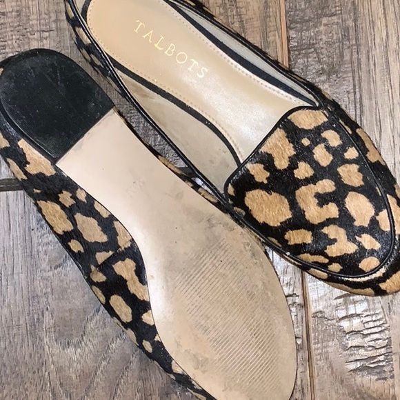 Talbots leather flats with furry animal print. - Picture 3 of 3